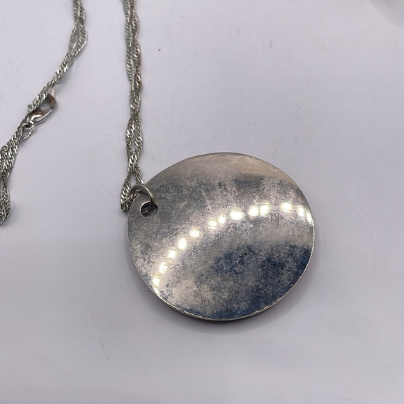 Large evil eye, red, amulet, pendant, necklace, silver tone - Picture 3 of 3